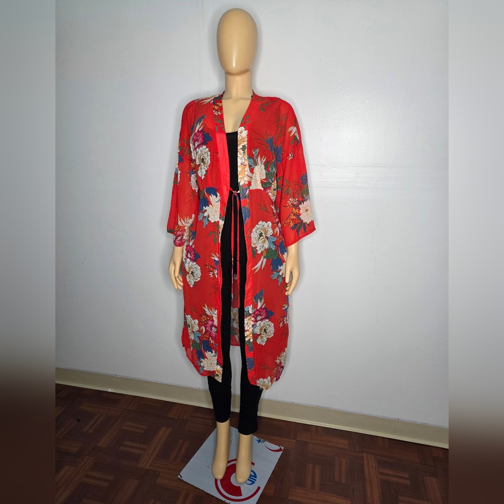 Forever 21 Red Floral Kimono Robe Size Size L